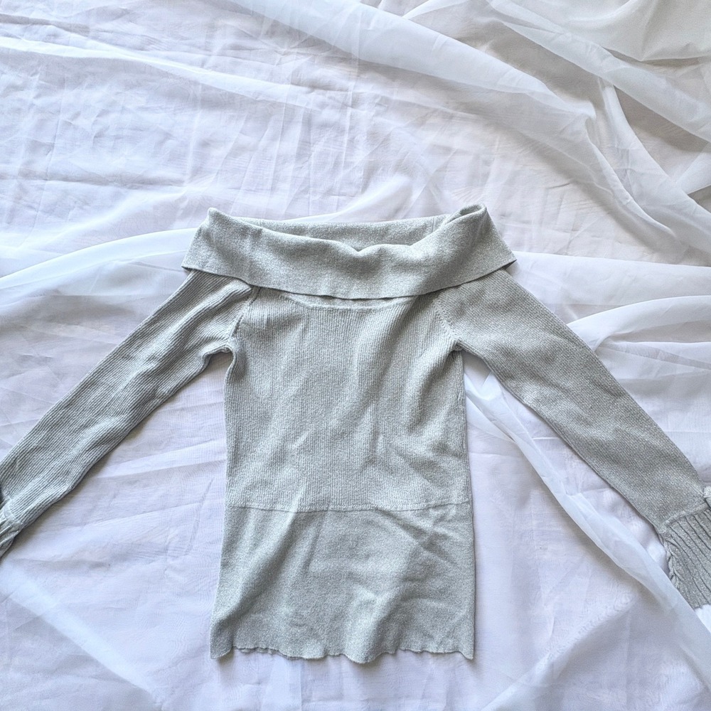 7th Avenue New York & Company Silver Metallic Off Shoulder Ribbed Sweater Medium - Picture 3 of 9